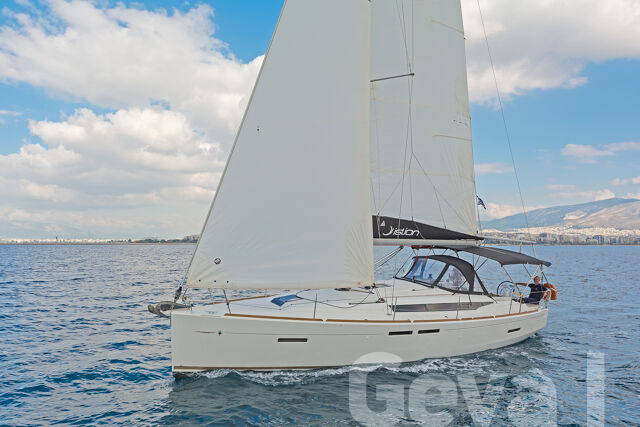 Sun Odyssey 419 Geva I